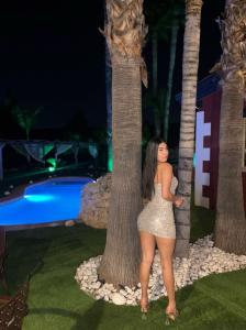 643876253: Chica busca chico en Granada