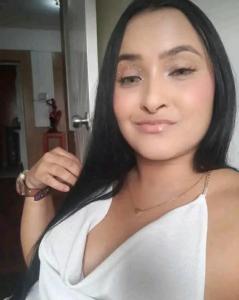 637946082: Chica busca chico en Madrid