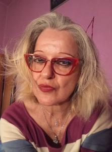 634748491: Chica busca chico en Valencia