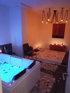 611288694: Chica busca chico en Barcelona