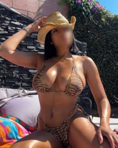 612417355: Chica busca chico en Málaga