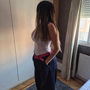 680366967: Chica busca chico en Madrid