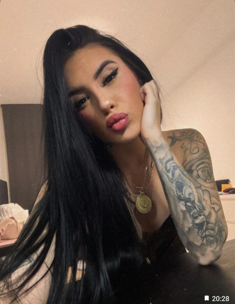 Chica busca chico en Mallorca: 