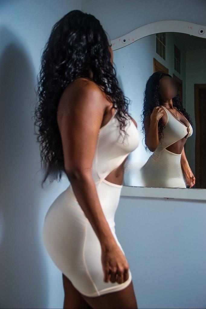 Chica busca chico en Valencia: 