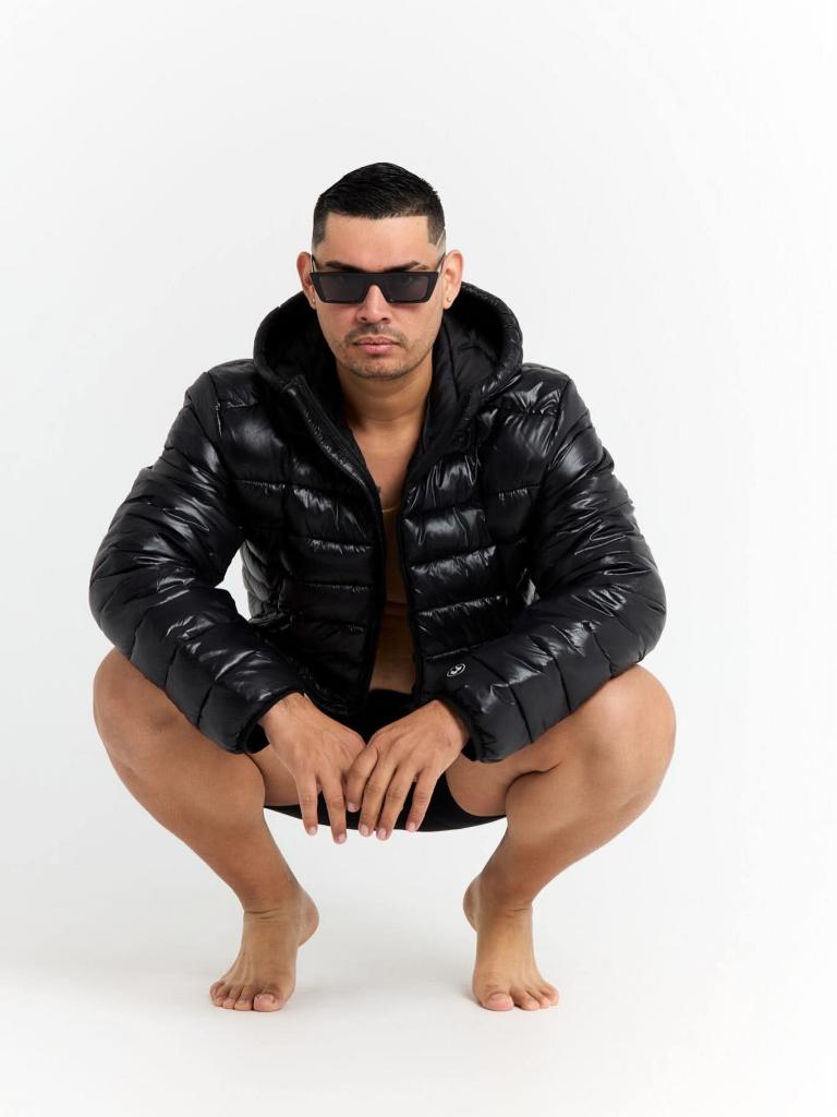 600771109: Chico busca chica en Madrid