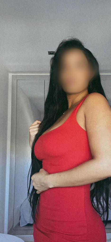 650237145: Chica busca chico en Málaga