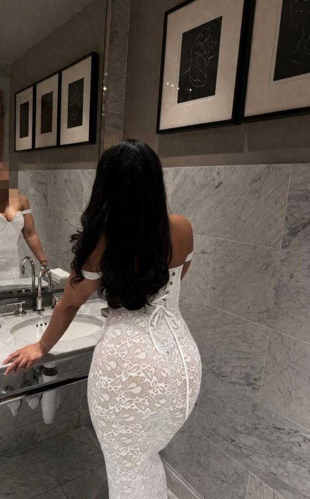 Chica busca chico en Almería: 