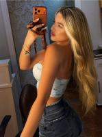 643742924: Chica busca chico en Barcelona