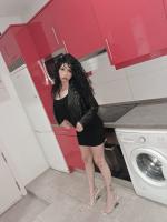 611211718: Chica busca chico en Gerona