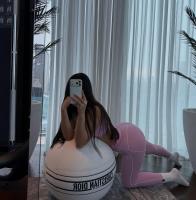 611328448: Chica busca chico en Barcelona