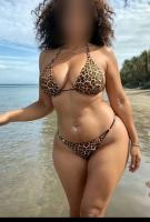 654162142: Chica busca chico en Barcelona