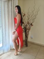 664874220: Chica busca chico en Madrid