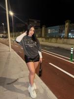 624729833: Chica busca chico en Barcelona