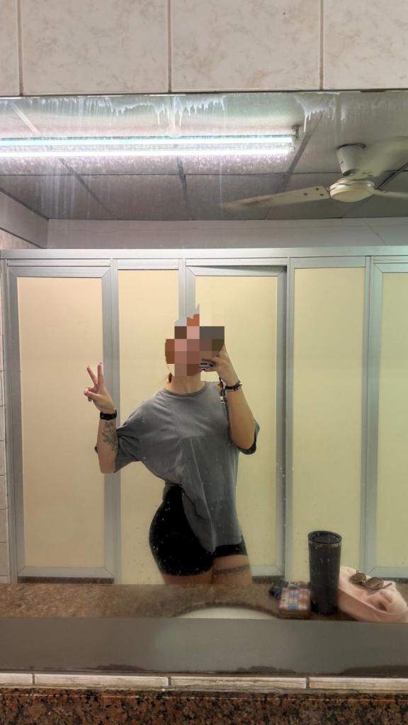 642047662: Chica busca chico en La Coruña