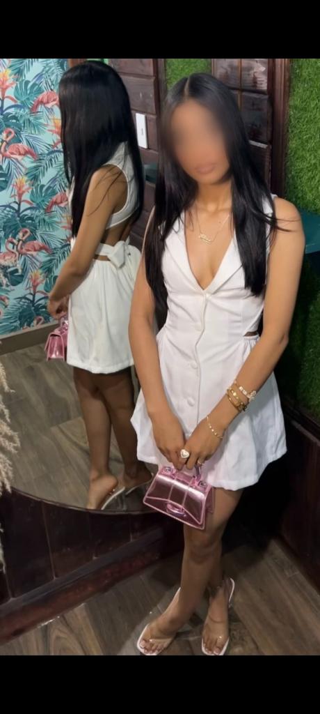 610051319: Chica busca chico en Sevilla