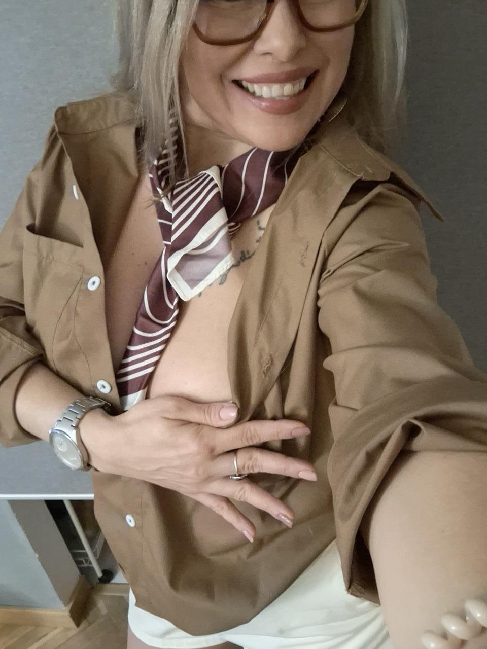 613880977: Chica busca chico en Madrid