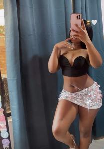 672888639: Chica busca chico en Almería