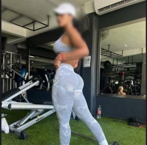 631917875: Chica busca chico en Madrid