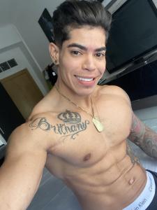 692933691: Chico busca chica en Madrid