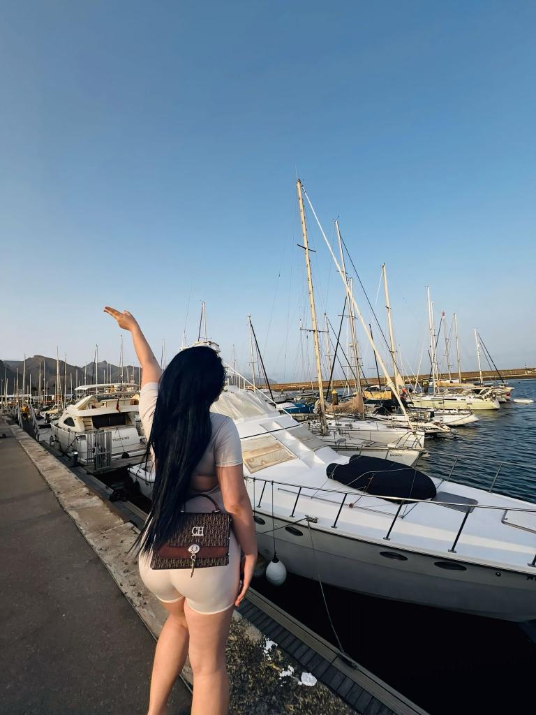 Chica busca chico en Alicante: 