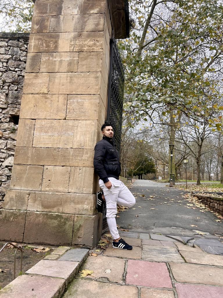 Chico busca chica en Asturias: 