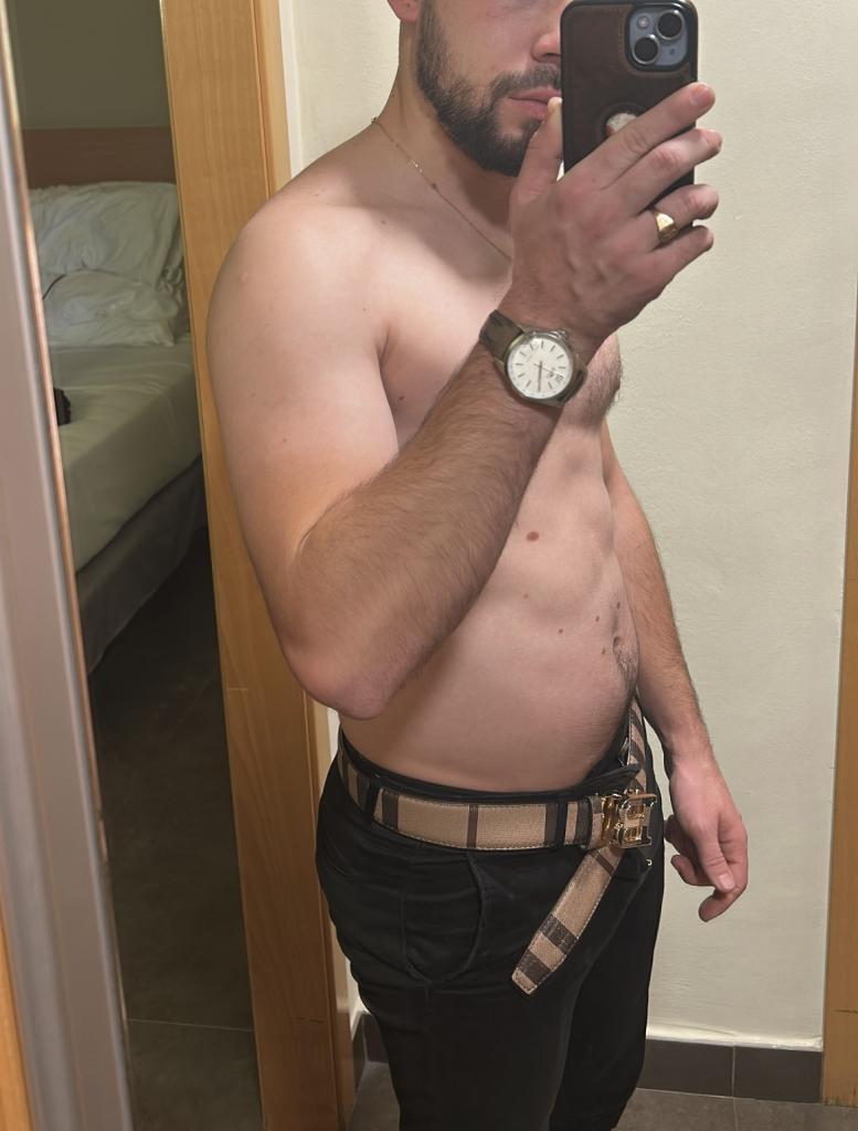 676734902: Chico busca chica en Burgos