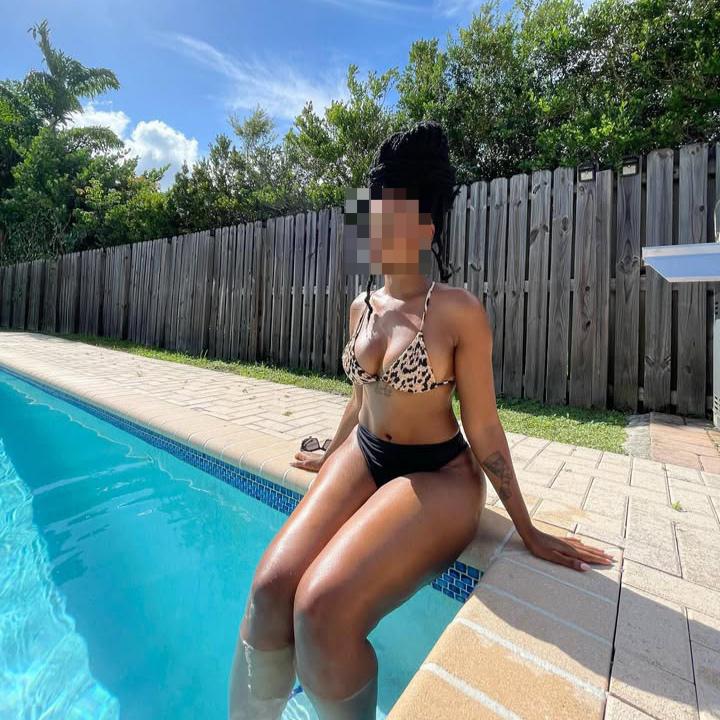 Chica busca chico en La Coruña: 