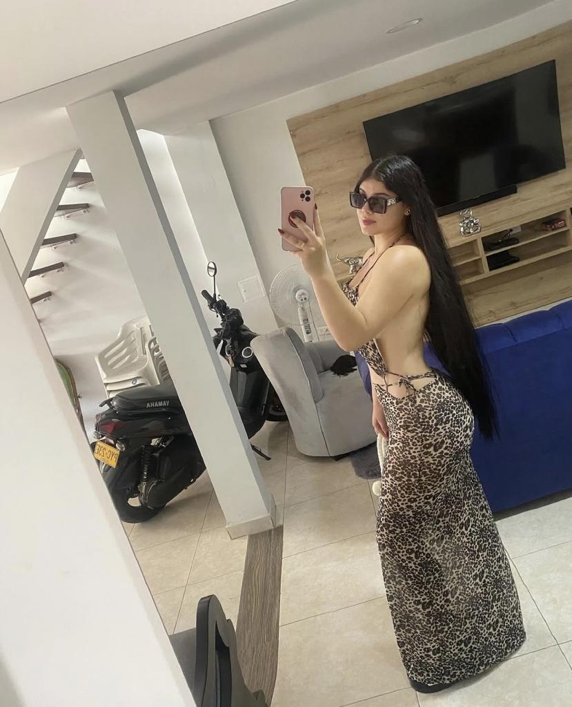 605557451: Chica busca chico en Almería