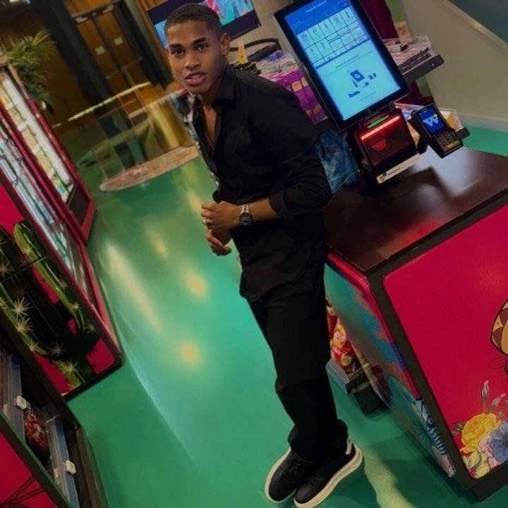 Chico busca chica en Barcelona: 