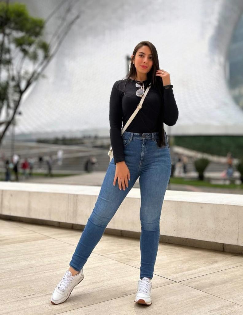 604520586: Chica busca chico en Tarragona