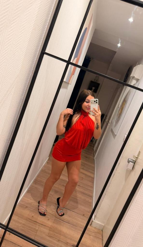 602689495: Chica busca chico en Zaragoza