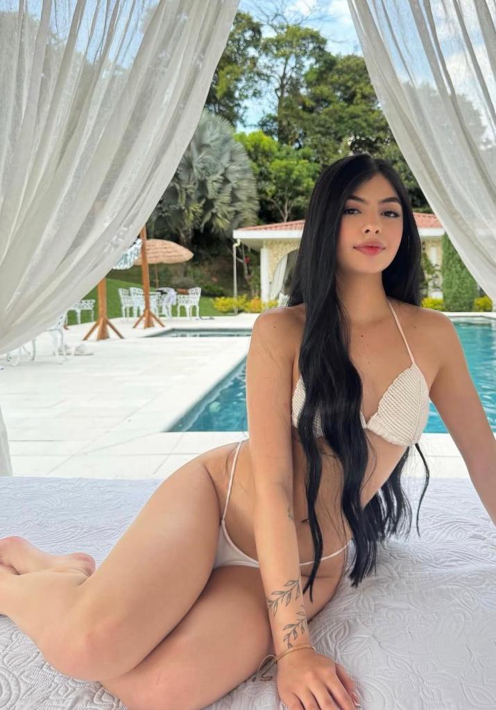 610643670: Chica busca chico en Gerona