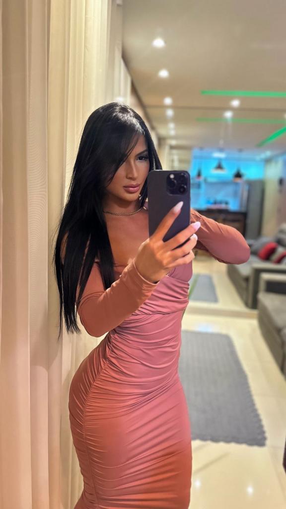 613932680: Chica busca chico en Zaragoza