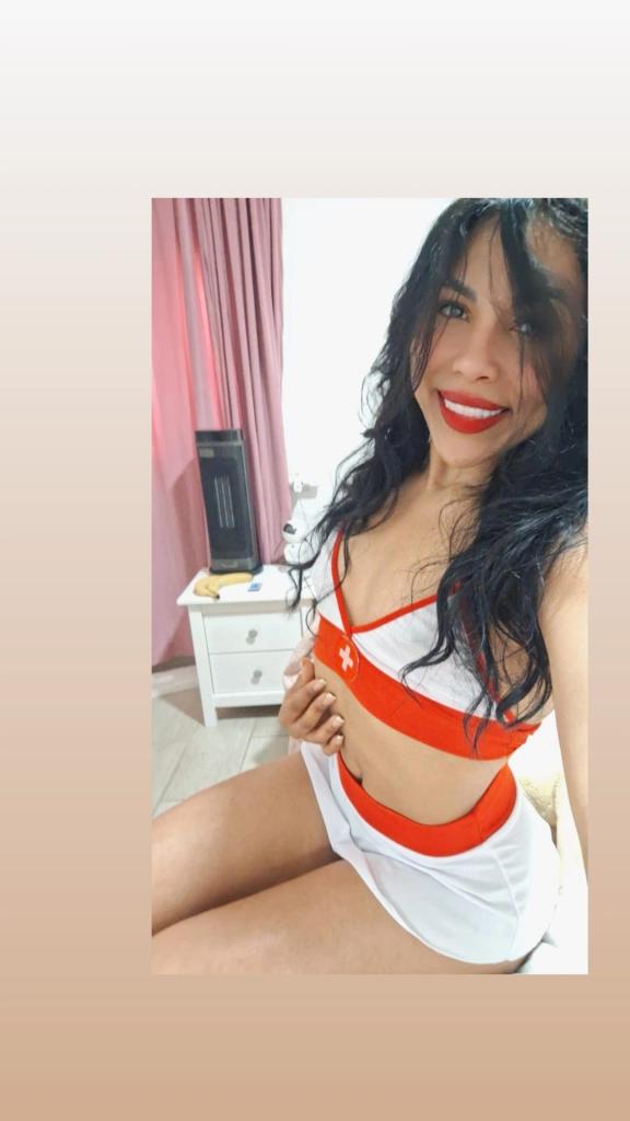 Chica busca chico en Granada: 