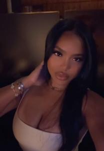 613909874: Chica busca chico en Madrid