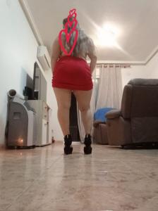 613815305: Chica busca chico en Alicante