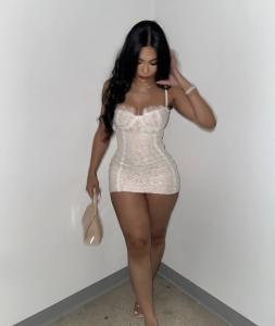 747860564: Chica busca chico en Madrid