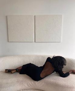 614798941: Chica busca chico en Barcelona