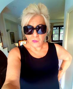 611358253: Chica busca chico en Murcia