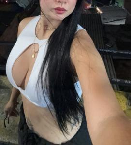 643098763: Chica busca chico en Albacete