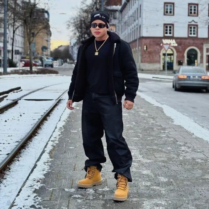 641230987: Chico busca chica en Cádiz