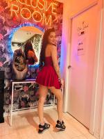 647315397: Chica busca chico en Madrid