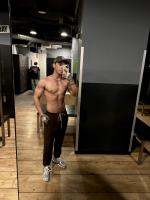 687204420: Chico busca chica en Barcelona