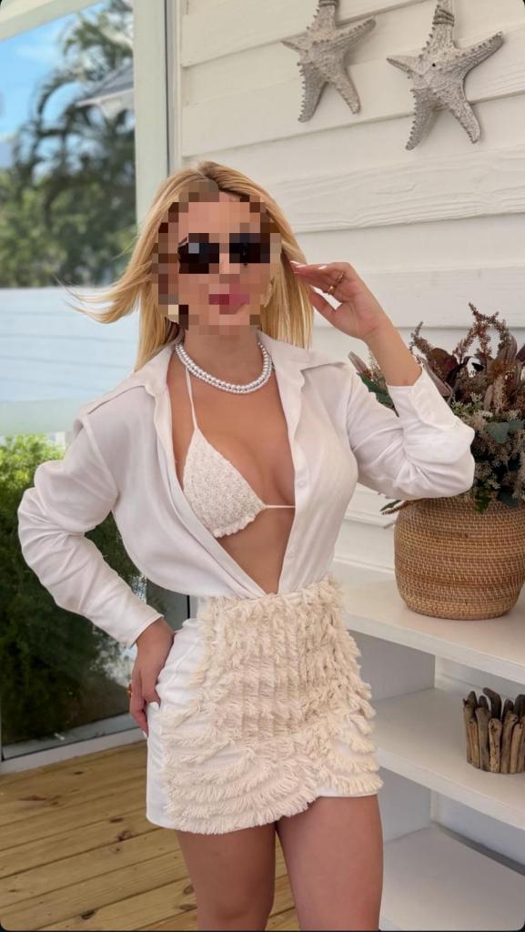 742095371: Chica busca chico en Lugo