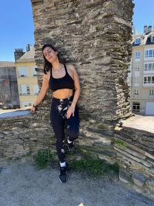 666341599: Chica busca chico en Barcelona