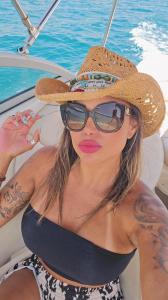 695755427: Chica busca chico en Málaga