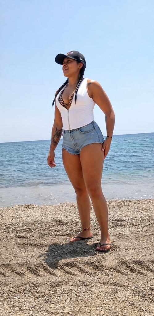 Chica busca chico en Cádiz: 