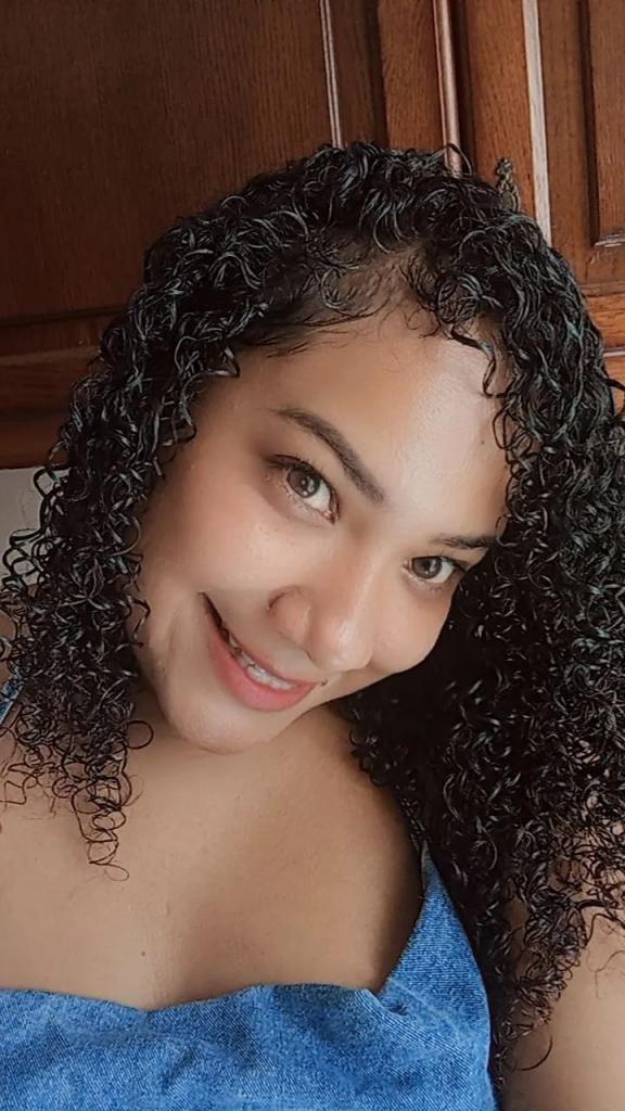 613936906: Chica busca chico en Almería