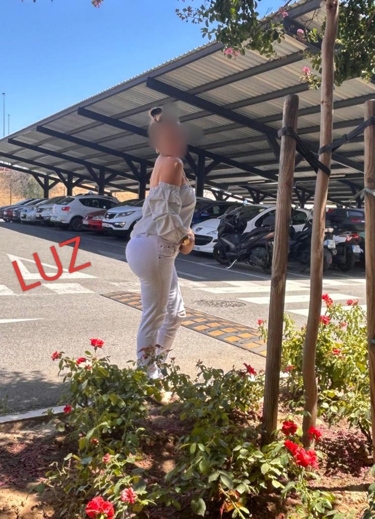 Chica busca chico en Sevilla: 
