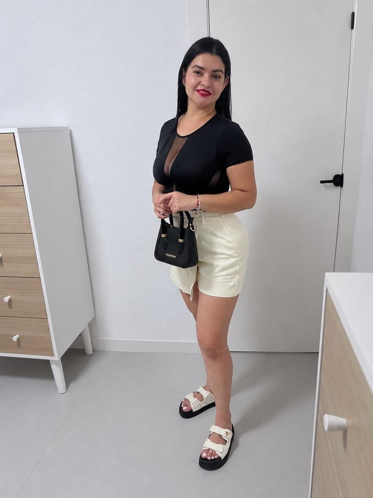 662280941: Chica busca chico en Alicante